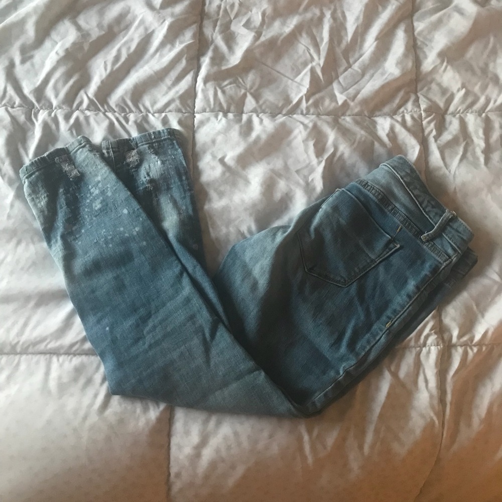 Mossimo Mid-Rise Crop jean